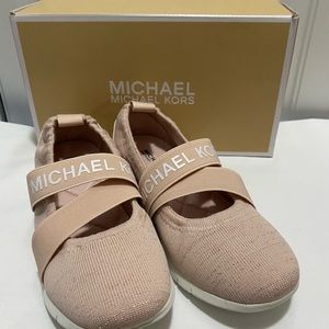 MICHAEL MICHAEL KORS GIRL SHOES